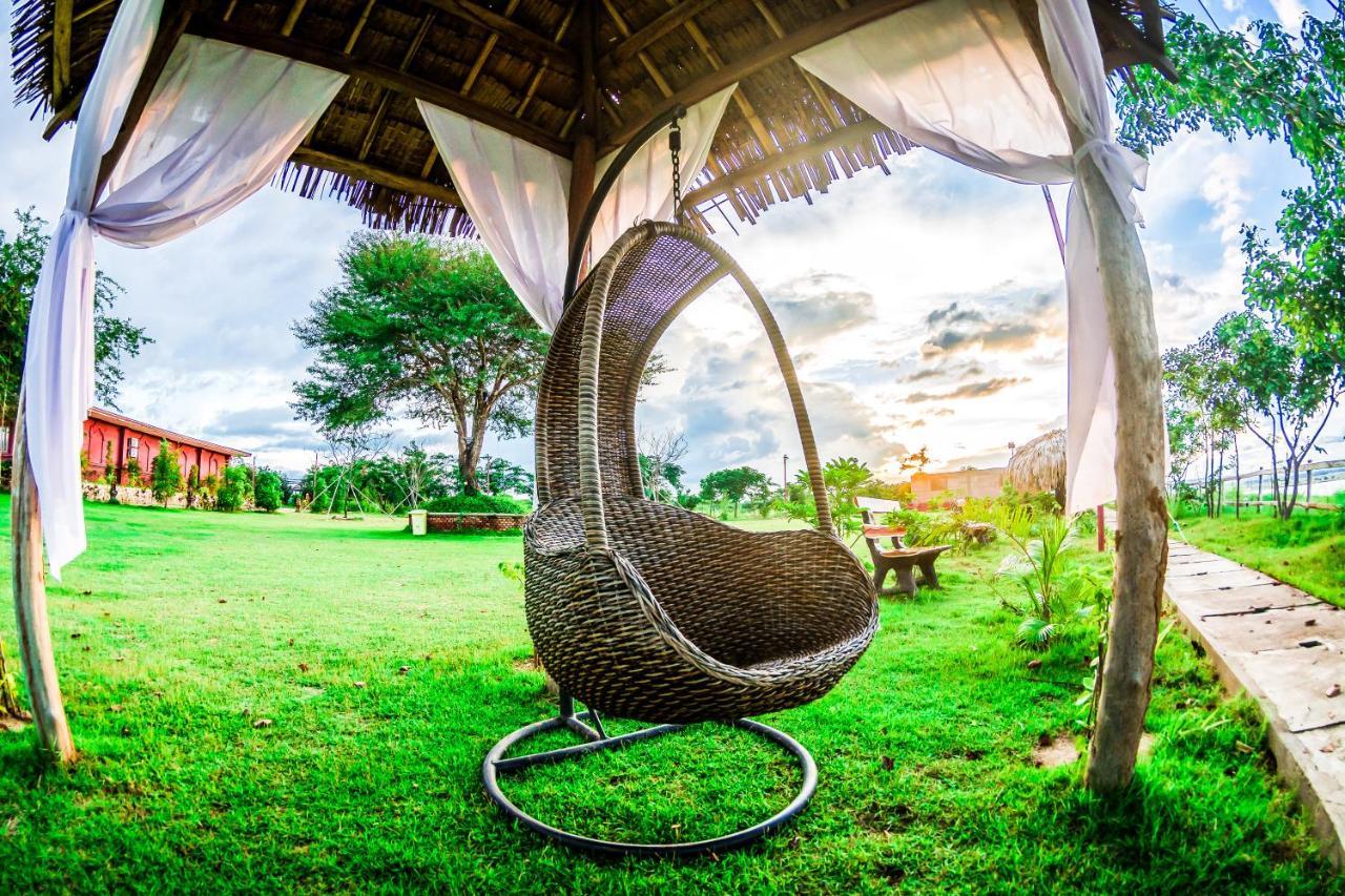 Royal Emerald River View Resort Bagan Exterior photo